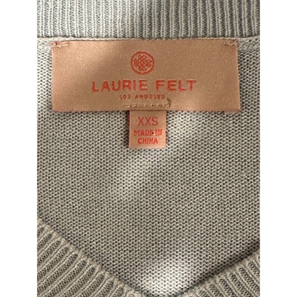 Laurie Felt Snowflake V-Neck Sweater Light Blue Cashmere Blend XXS Winter Knit - Picture 9 of 11